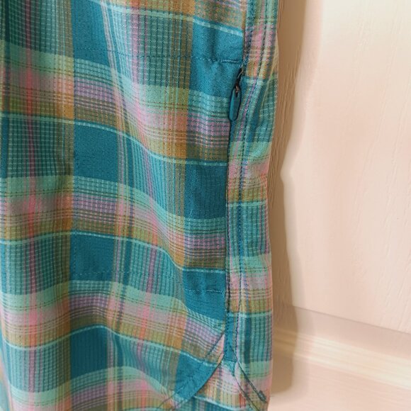 Duluth Trading Co Women's Teal Plaid Short Sleeve Breezeshooter Shirt Size S - Picture 9 of 16